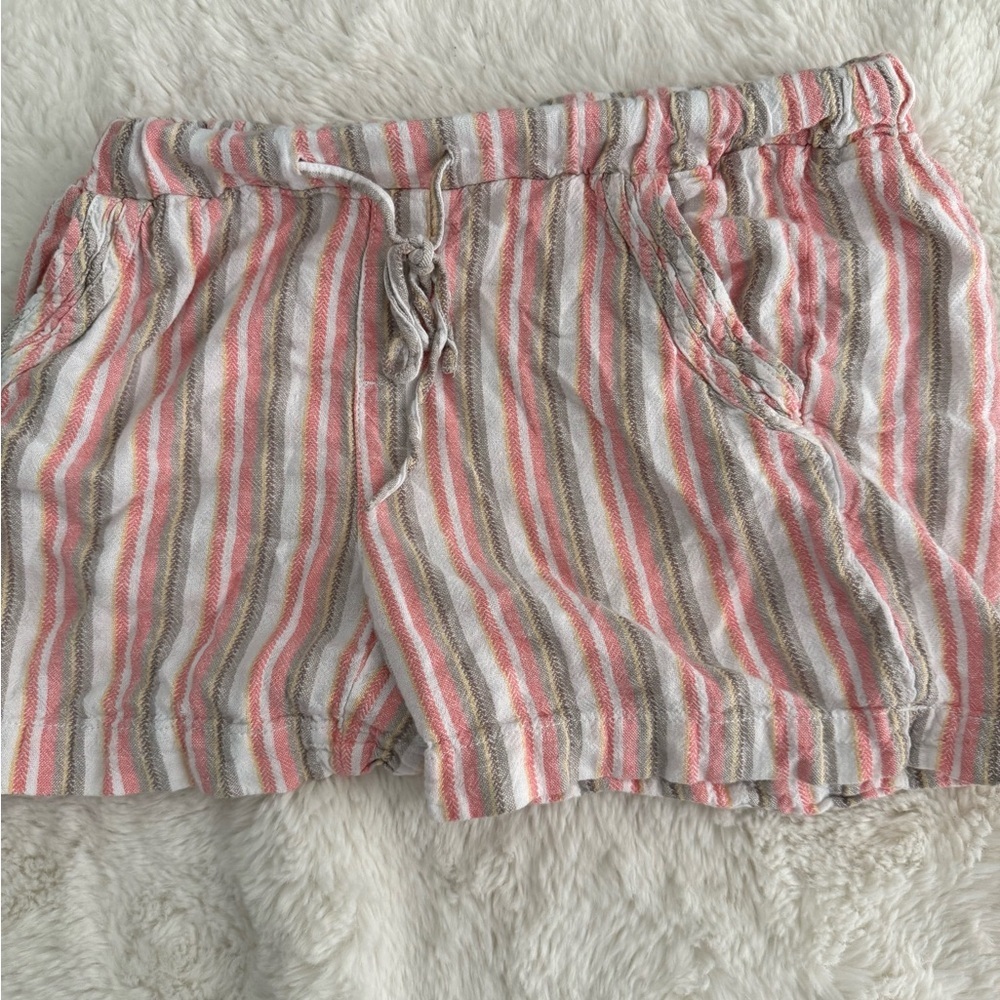 Briggs New York Coral and Gray Striped Shorts